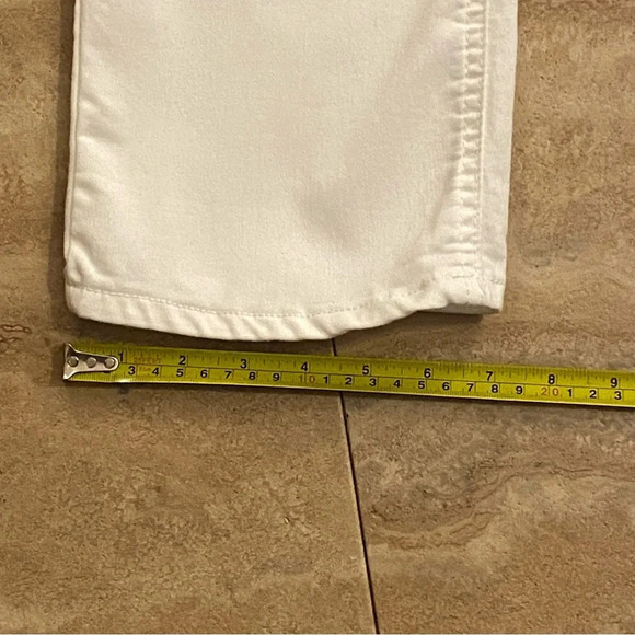 Copperflash Women’s Curvy  Mid-Rise Capri Size 14 White Waist 34 Casual - Picture 4 of 8